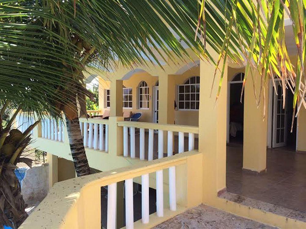 Hotel El Viejo Pirata Boca de Yuma 外观 照片