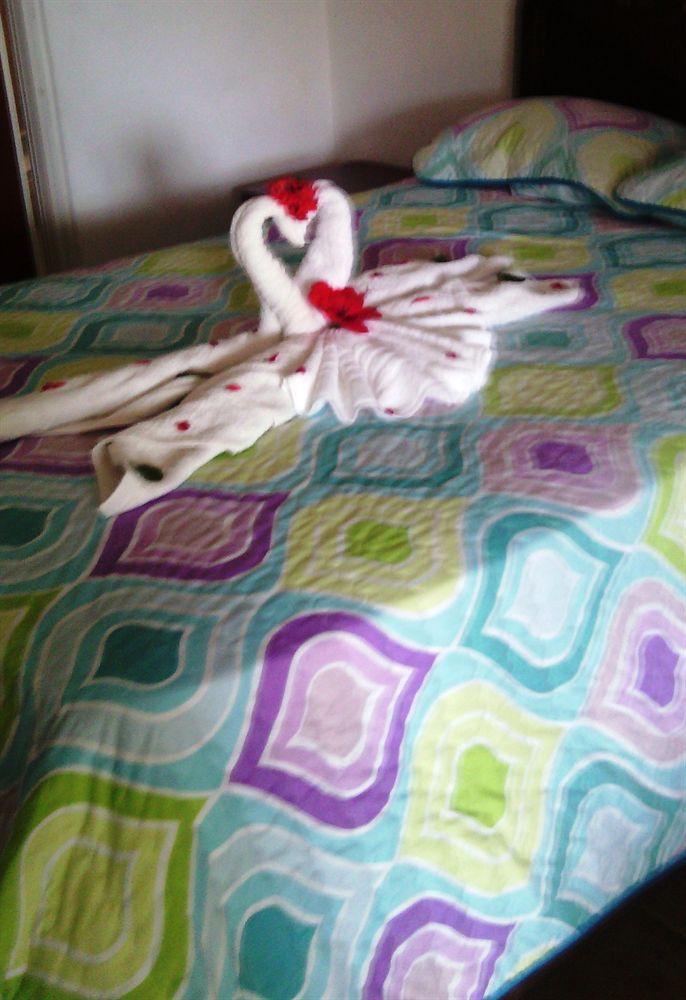 Hotel El Viejo Pirata Boca de Yuma 外观 照片