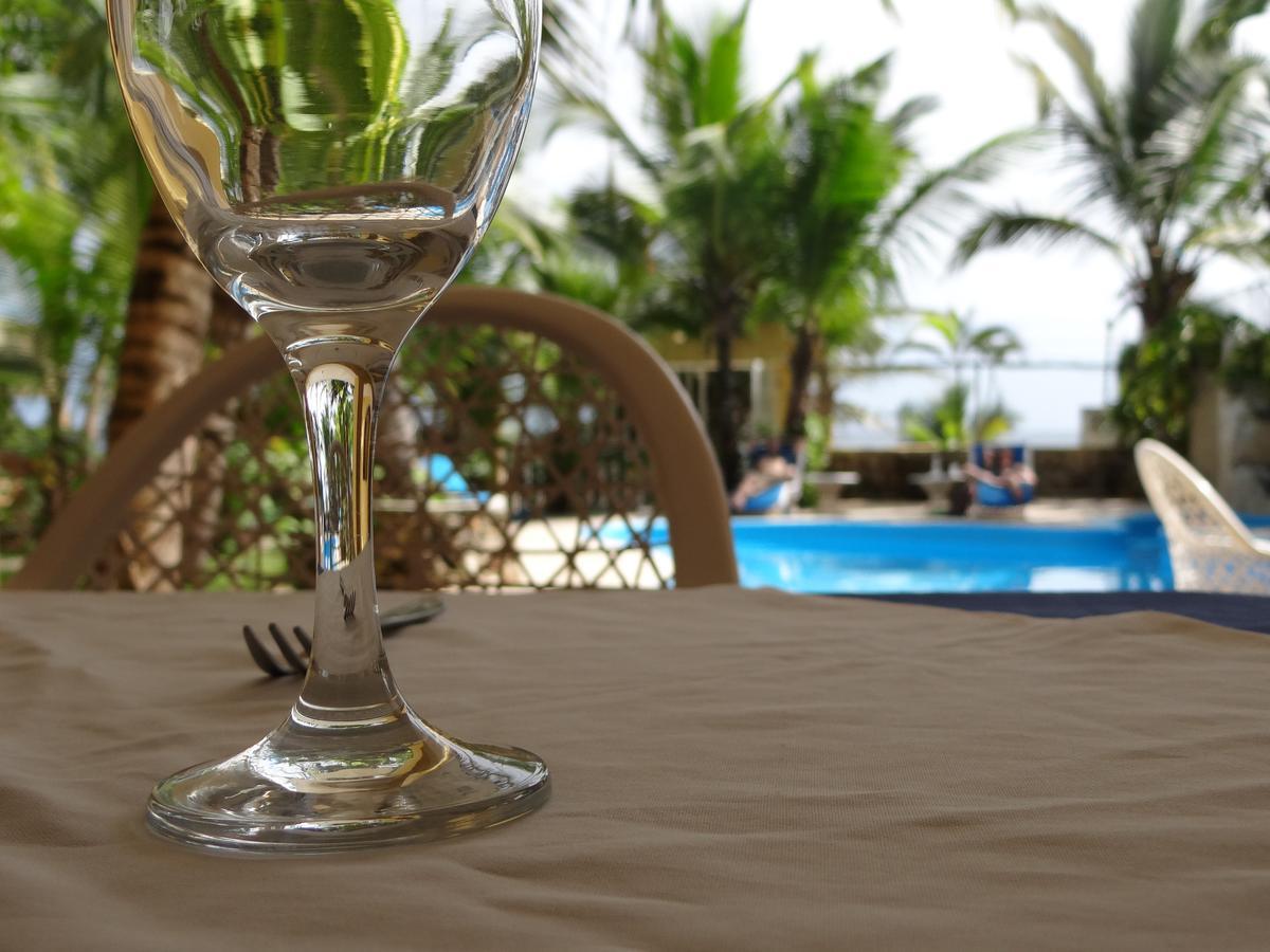 Hotel El Viejo Pirata Boca de Yuma 外观 照片