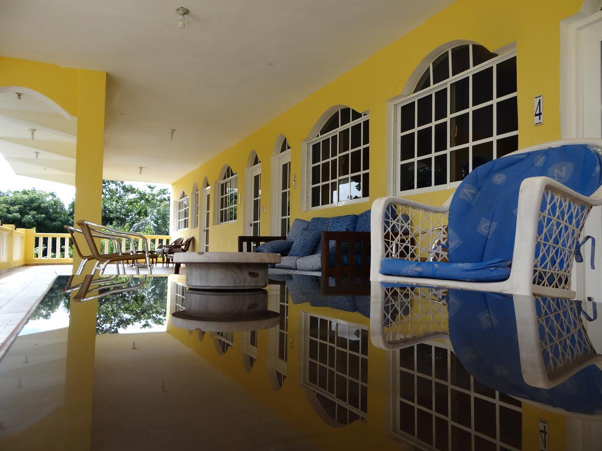 Hotel El Viejo Pirata Boca de Yuma 外观 照片