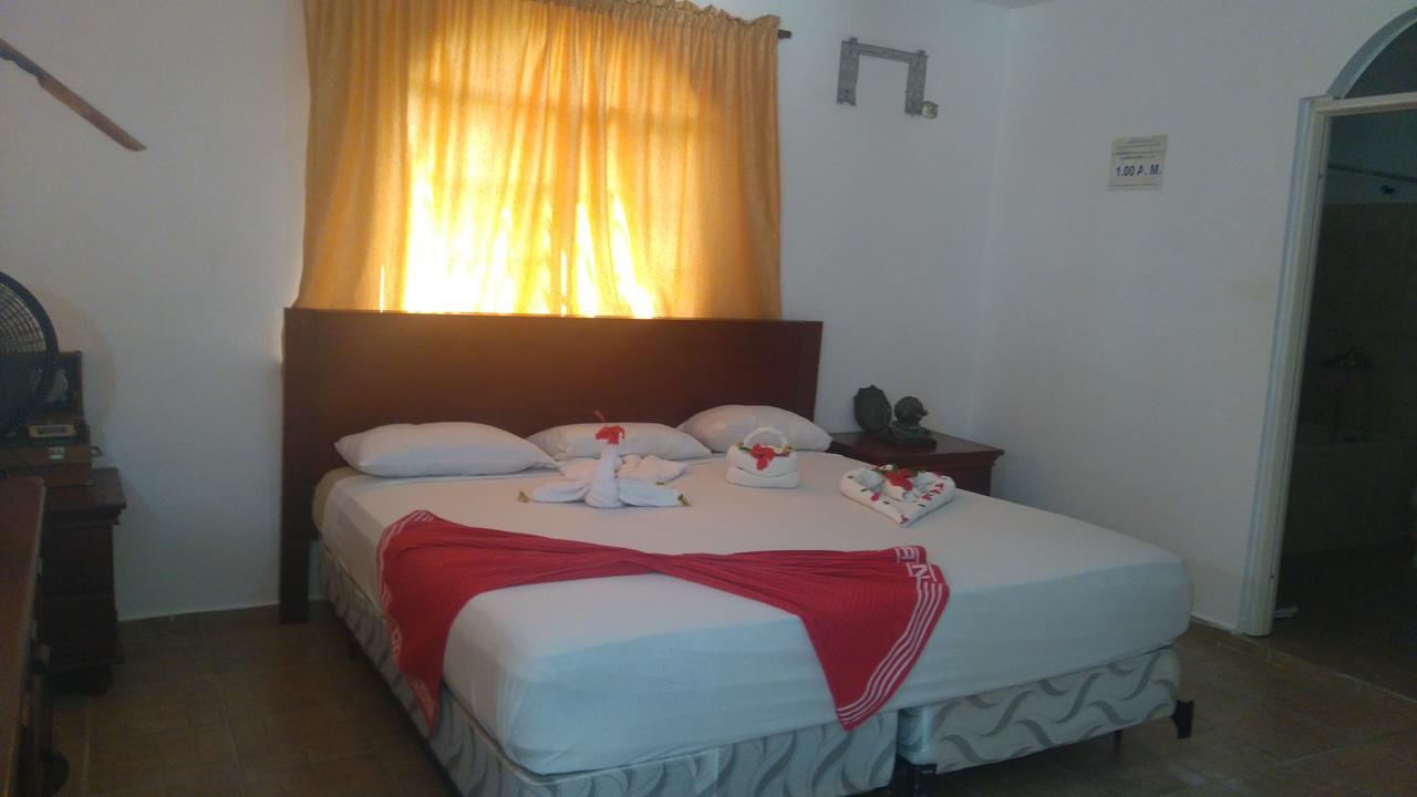 Hotel El Viejo Pirata Boca de Yuma 外观 照片